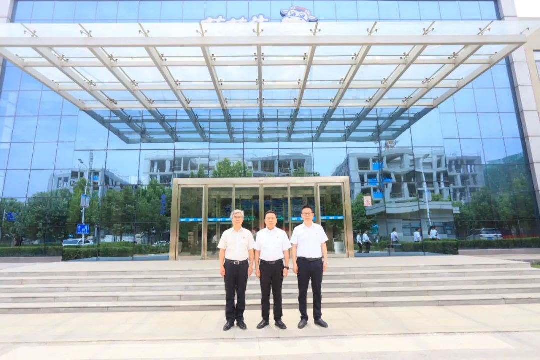 中國共產(chǎn)黨河南花花牛乳業(yè)集團(tuán)股份有限公司第二屆委員會(huì)第二次黨員大會(huì)勝利召開