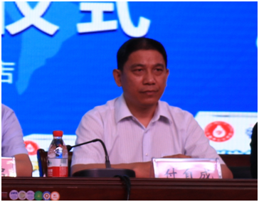 “健康中原,牛奶伴您行——花花牛乳業集團2018中國小康牛奶行動” 公益助學啟動儀式隆重舉行 “健康中原,牛奶伴您行——花花牛乳業集團2018中國小康牛奶行動” 公益助學啟動儀式隆重舉行