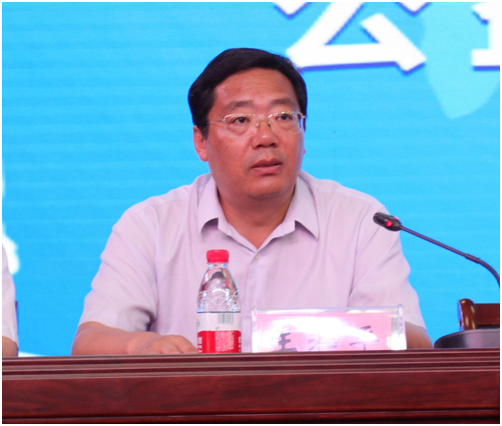 “健康中原,牛奶伴您行——花花牛乳業集團2018中國小康牛奶行動” 公益助學啟動儀式隆重舉行 “健康中原,牛奶伴您行——花花牛乳業集團2018中國小康牛奶行動” 公益助學啟動儀式隆重舉行