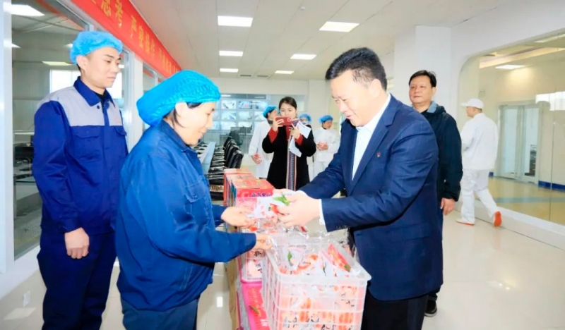 新春慰問送關(guān)懷——集團(tuán)黨委書記、董事長(zhǎng)慰問春節(jié)期間堅(jiān)守崗位的一線職工